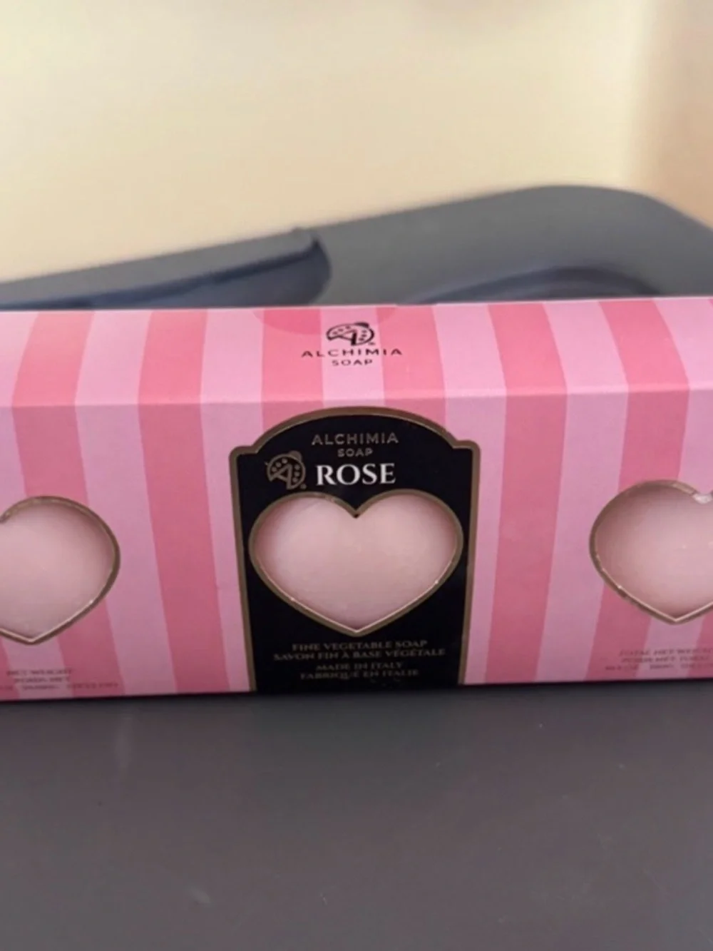 Alchimia Rose Heart Soap Trio